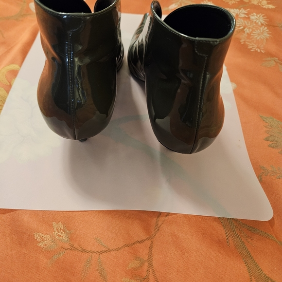 Celine Gray Patent Leather Ankle Boots - EU 41/US 10 - Picture 5 of 8